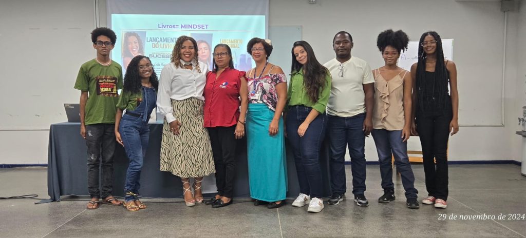 Novembro Negro na Uefs: Palestra Explora a Autossabotagem nas Relações Raciais