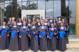 Primeira turma de Bacharelado em Administração Pública da UEFS forma servidores técnicos