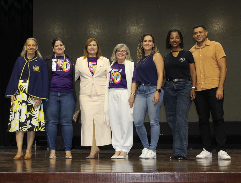 Diretoria do SINTEST prestigia sessão de recredenciamento da Uef